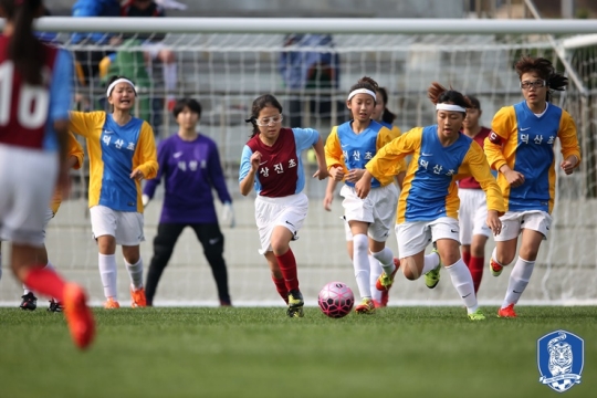 2015년 전국 학교스포츠클럽 축구대회 여자 초등부 경기 모습. ⓒFAphotos