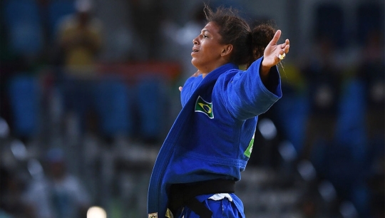 브라질의 하파엘라 실바 선수가 개최국 브라질에 올림픽 첫 금메달을 선사했다. ⓒIOC 공식 홈페이지