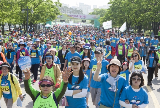 2016 여성마라톤대회 모습 ⓒ이정실 여성신문 사진기자