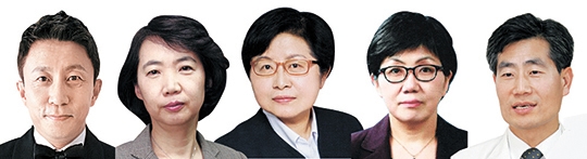 왼쪽부터 정재훈 교수, 정진성 교수, 정현백 교수, 장명선 교수, 최연혁 교수.