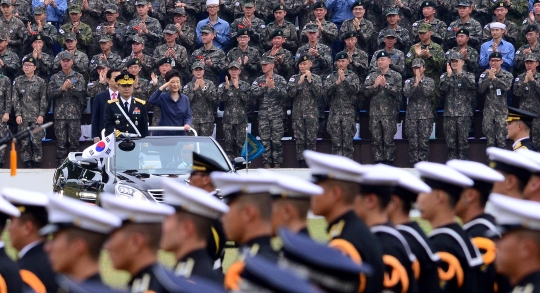 지난해 10월 1일 충남 계룡대에서 열린 건군 제68주년 국군의 날 기념식 모습. ⓒ뉴시스·여성신문
