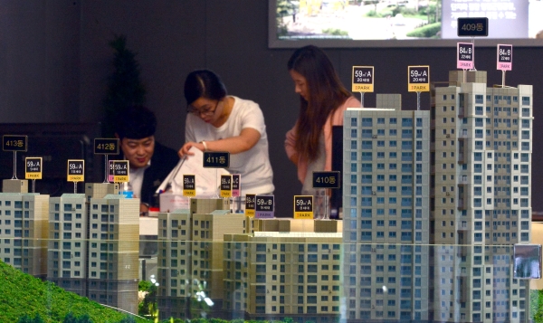 서울의 한 아파트 모델하우스 ⓒ뉴시스·여성신문