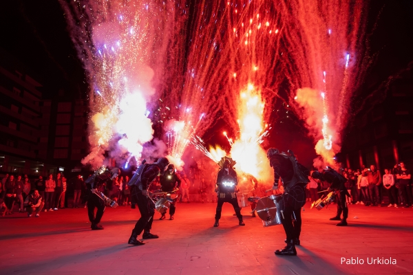 서울거리예술축제 폐막작 ‘불꽃을 따라’ ⓒ서울문화재단 제공