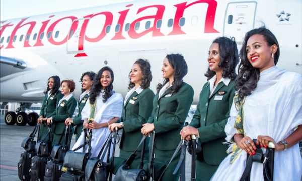 에티오피아 항공은 지난 16일 에티오피아 아디스아바바 발 나이지리아 라고스 행 항공편의 운항과 지상 업무를 전원 여성에게 맡겼다. ⓒ에티오피아 항공