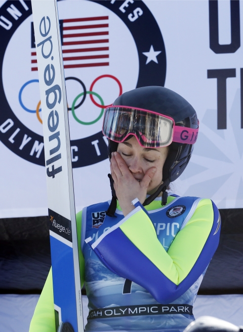 세라 헨드릭슨이 2018 평창동계올림픽 대표 선발전에서 우승한 후 감격하고 있다. ⓒ뉴시스·여성신문