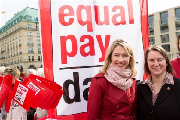 미국, 유럽 등 전 세계 40여개국에서 ‘동일임금의 날(Equal Pay Day)’을 지정해 기념 행사를 열고 있다. 사진은 독일에서 열린 동일임금의 날 기념 행사. ⓒ독일 BPW