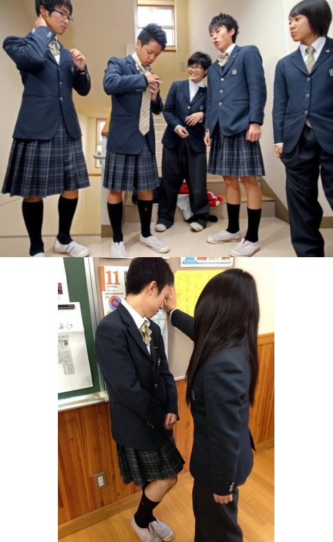 일본의 한 고등학교에서 재학생들이 남녀 교복을 바꿔 입어 보는 섹스체인지데이 행사가 열렸다.