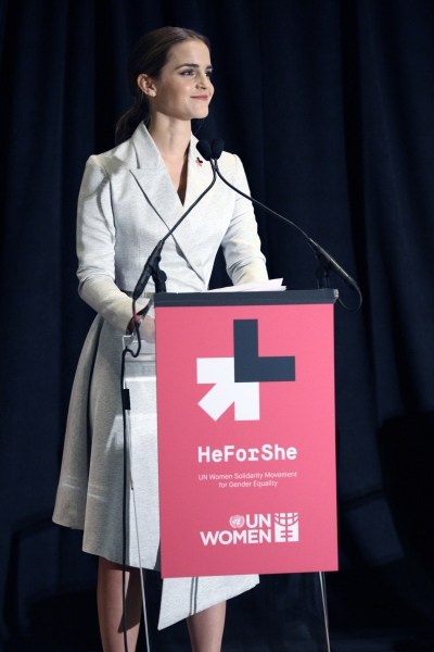 유엔 여성의 히포쉬(HeForShe) 캠페인 론칭 행사에서 연설 중인 엠마 왓슨.

유엔 여성