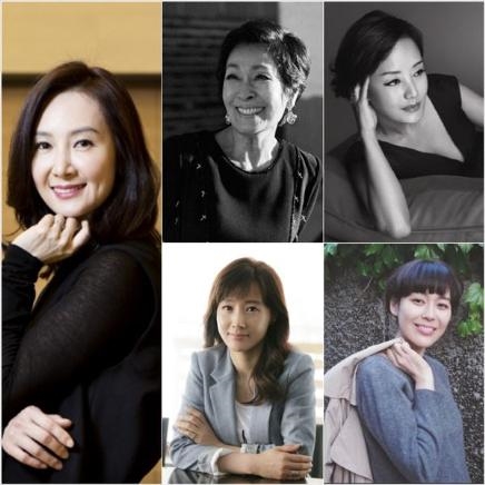 새 KBS드라마 착하지 않은 여자들에 출연할 배우들. 가운데부터 시계방향으로 배우 김혜자, 장미희, 이하나, 도지원, 채시라.