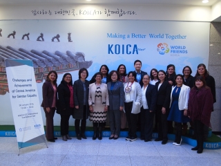 국제여성가족교류재단은 한국국제협력단(KOICA)과 함께 지난달 30일 경기 성남시 한국국제협력단 국제회의실에서 ‘성평등을 위한 중미의 도전과 성과’를 주제로 오픈세미나를 열었다. ⓒ국제여성가족교류재단 제공