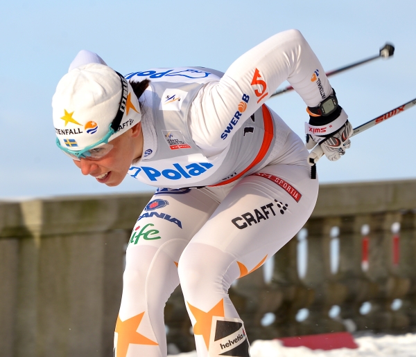 2018 평창동계올림픽 첫 번째 금메달을 차지한 스웨덴의 여자 크로스컨트리 스키 선수 샬로테 칼라. ⓒWikimedia Commons