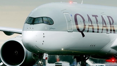 중동의 대형 항공사인 카타르 항공사의 여성 승무원 채용 조건이 성차별적이라 논란이다. ⓒviralwomen.com