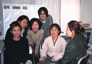 Activists in the  winner Hansori Society.