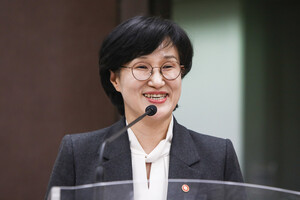 [포토] 성범죄 재판 쟁점은?... 서울중앙지법서 공개토론회 열려 - 뉴스 썸네일 이미지