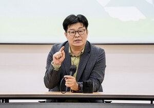 정재승 “AI 편향·범죄, 우리 사회 가장 심각한 문제 될 것”