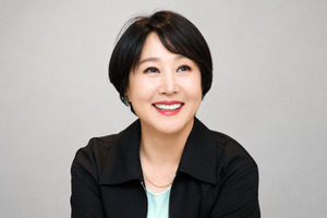 '여성 최초' 30년, 이제 다음 세대의 길 닦는다 - 뉴스 썸네일 이미지
