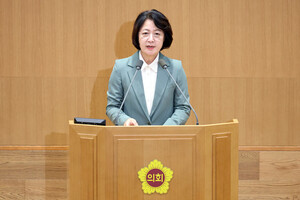 경기도 42조원 추경 통과... 추미애 "급한 불 껐지만 문제는 내년" - 뉴스 썸네일 이미지